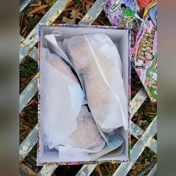 Jeffrey Campbell NIB - Picture 3 of 5